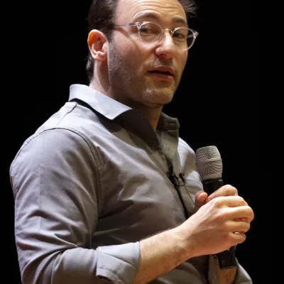Simon Sinek